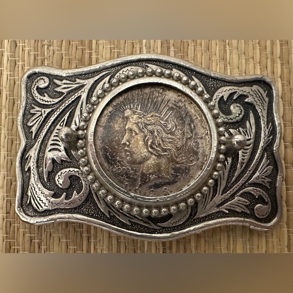 1922 Peace Silver Dollar Belt Buckle Vintage Western Made In USA - Picture 1 of 4